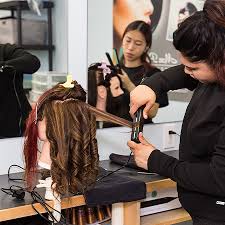 DIPLOMA IN HAIR DRESSING TECHNIQUES